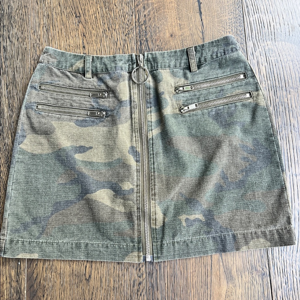 LF y2k Camo Mini Skirt, Size S